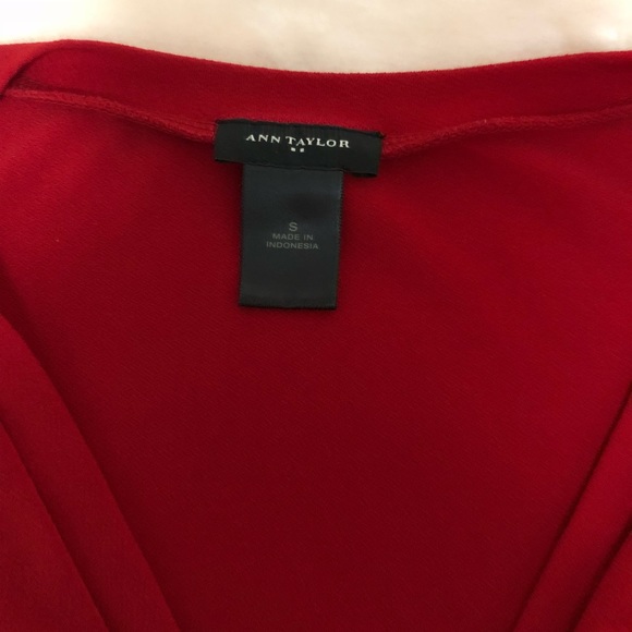 Ann Taylor red size S blouse - Picture 2 of 3